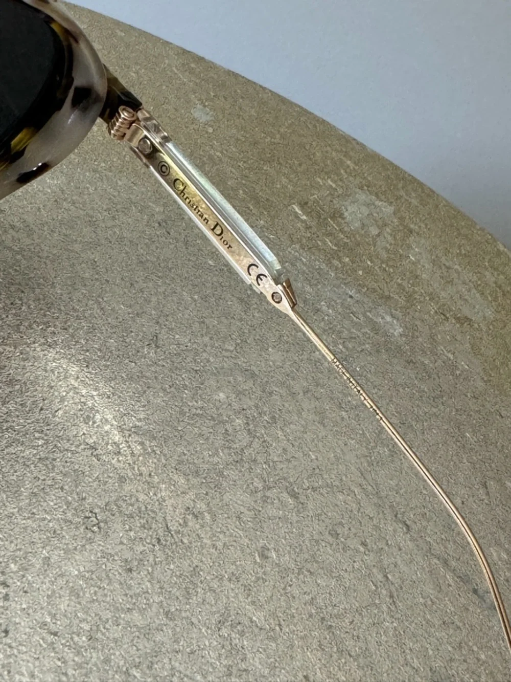 Christian Dior - Round Umbrage Tortoiseshell Sunglasses with Black Lenses - Picture 5 of 12